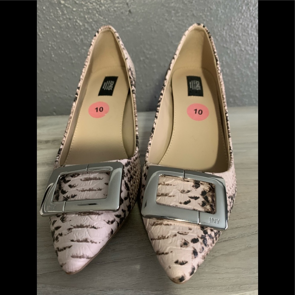 Jones New York small heel snakeskin heels size 10m